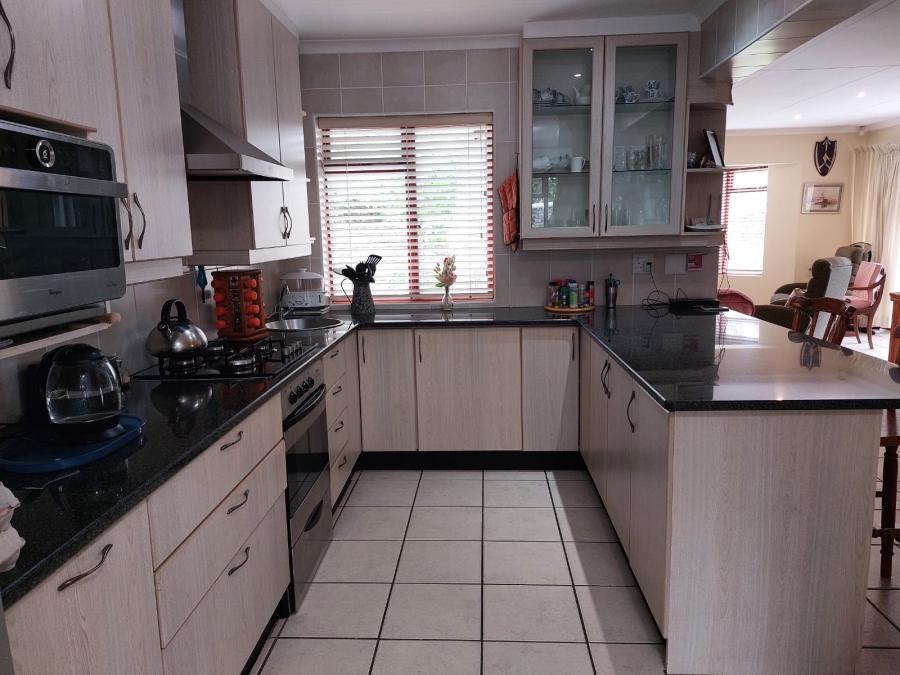 2 Bedroom Property for Sale in Sedgefield Island Village Western Cape